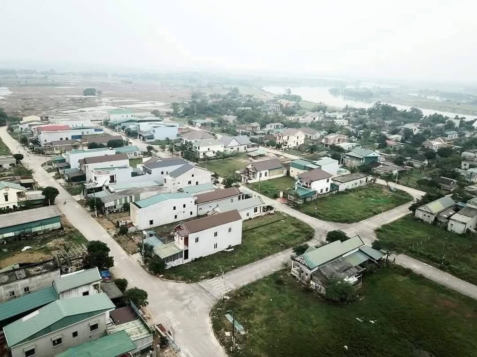 Đất KDC Trần Nguyên Hãn, Đông Hà, 250m² giá 1.6 tỷ - Mặt tiền đường Lưu Quang Vũ