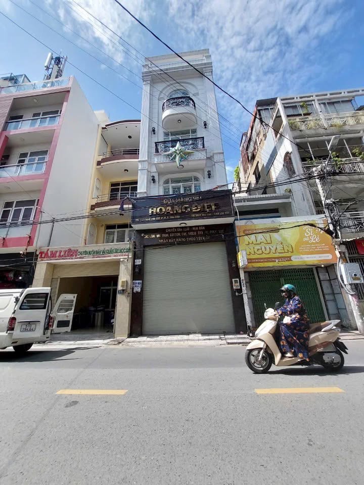 FrontHouse mặt tiền Phạm Phú Thứ, Tân Bình, 121m² chỉ 26 tỷ - Giá tốt hiếm có!