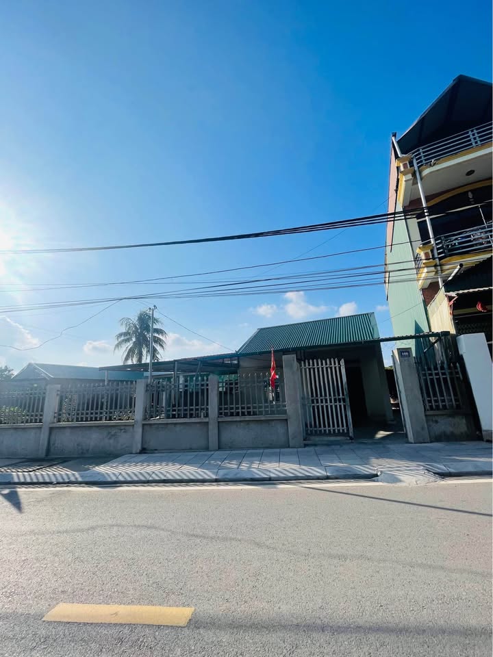 Nhà cấp 4 Ninh Dương Móng Cái 220m² giá chỉ 2 tỷ - Vị trí trung tâm, tiềm năng phát triển!