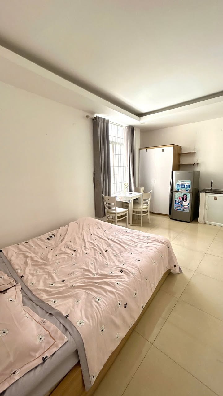 Căn hộ cho thuê tại 609 Hoàng Sa, Quận 3 - Full nội thất, cho nuôi pet!