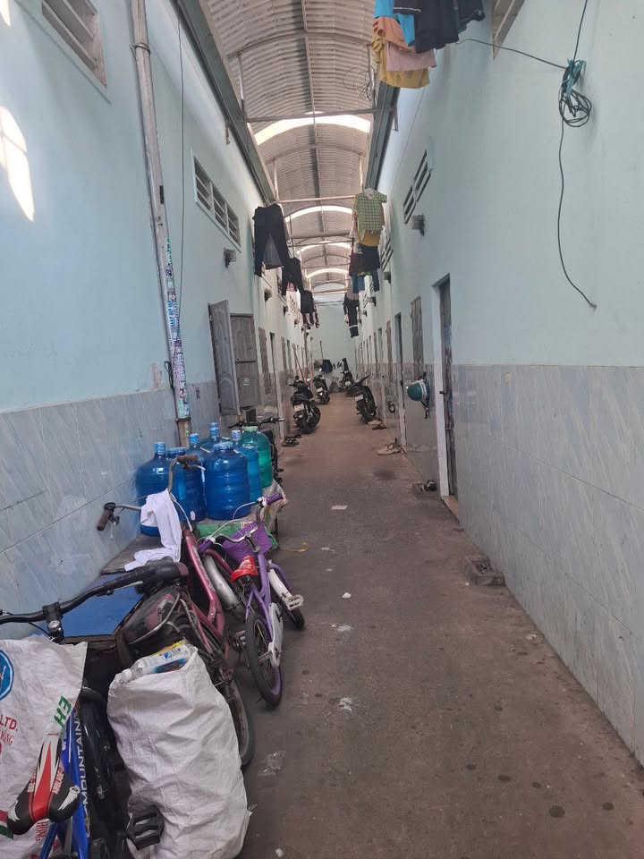 Dãy trọ Tân Đông Hiệp, Dĩ An 3000m² giá 9.7 tỷ - Đầu tư sinh lời ngay!