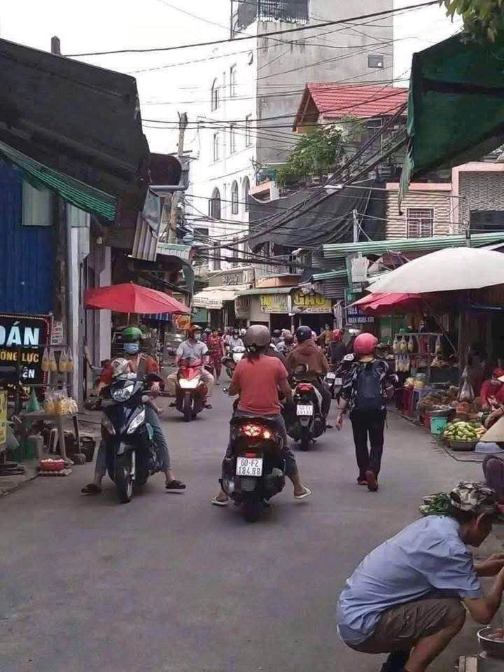 Nhà mặt tiền chợ nhỏ Tân Hiệp Biên Hòa 100m² giá 5.59 tỷ - Tiện kinh doanh