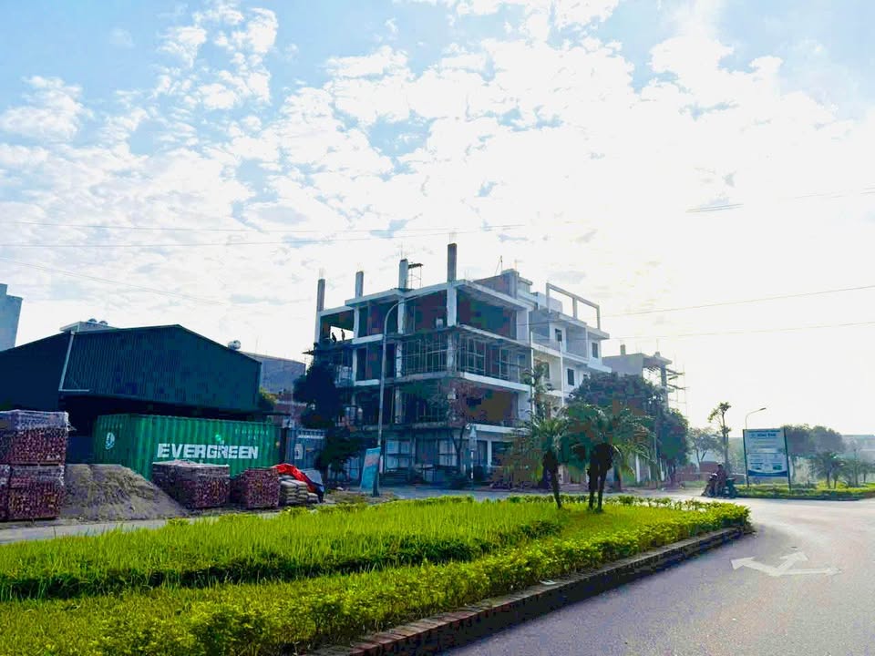 Đất nền Tân Hồng Từ Sơn 200m² giá 2x tỷ - Vị trí đắc địa, tiện ích đầy đủ!