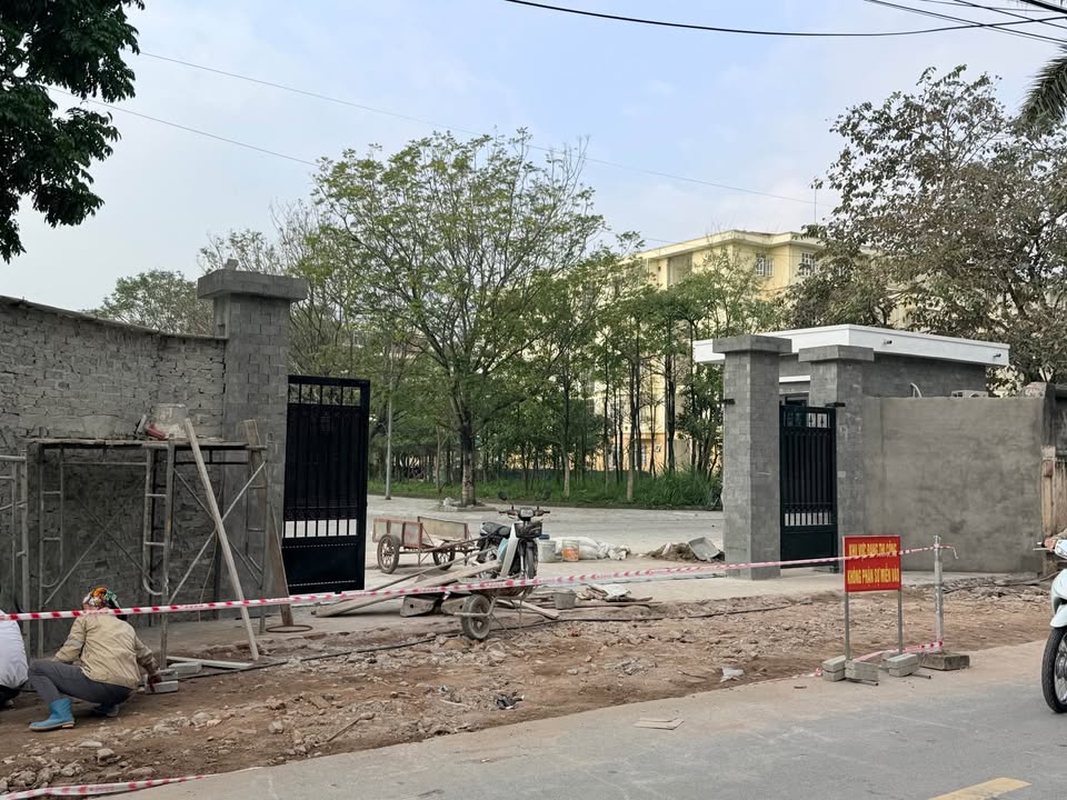 Đất đối diện Đại Học Công Nghiệp Hà Nội 154m² - Vị trí kinh doanh sầm uất!