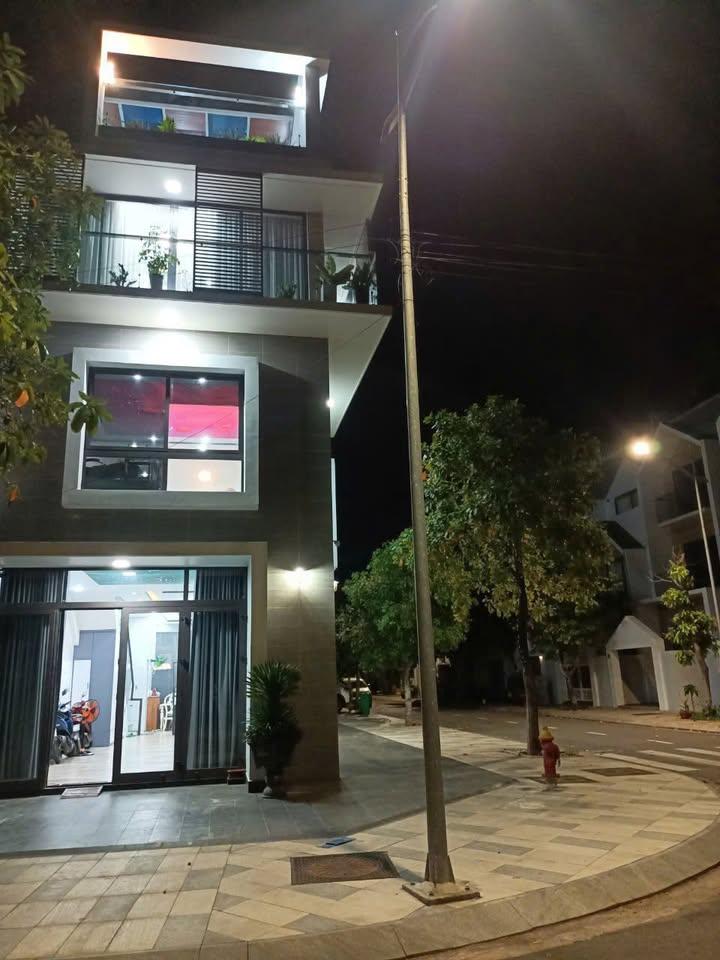 Nhà góc 2 mặt tiền Barya City 160m² giá 7.9 tỷ - Dọn vào ở ngay!