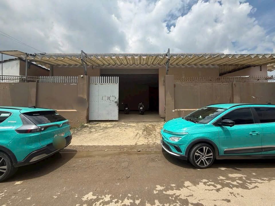 Nhà xưởng cho thuê đường Liên Phường, Thủ Đức 562m² chỉ 35 triệu/tháng - Phù hợp làm xưởng sản xuất!