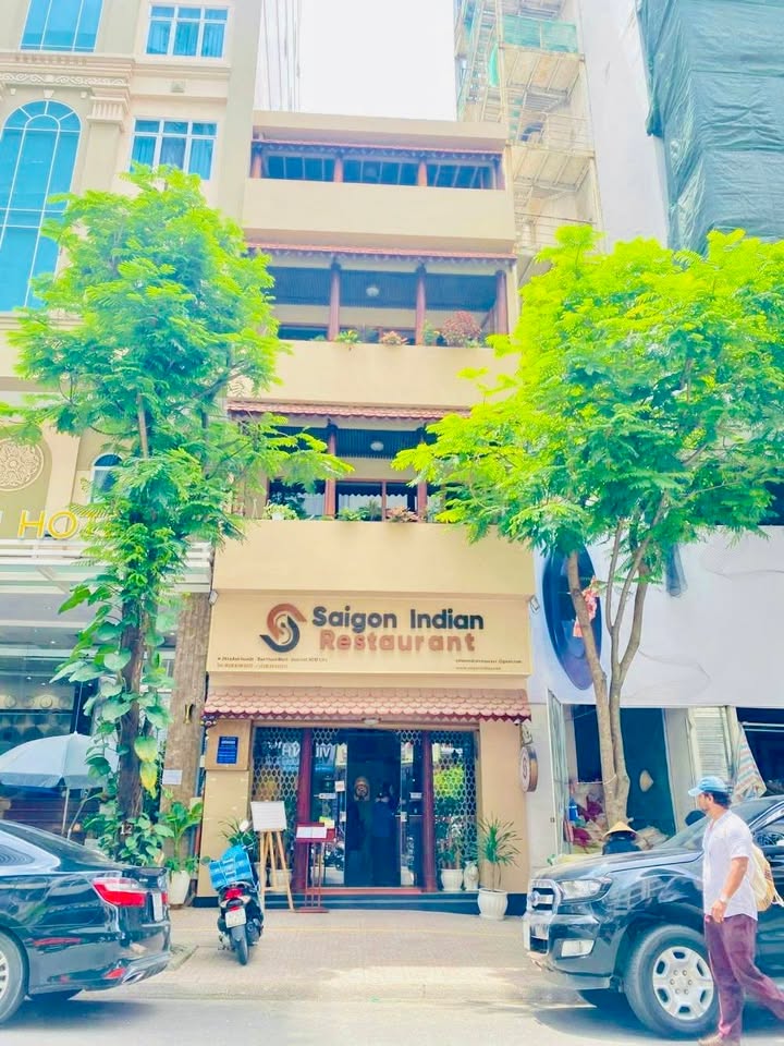 Bán gấp FrontHouse 5 tầng Quận 1, 75m² chỉ 107 tỷ - Đầu tư sinh lời ngay