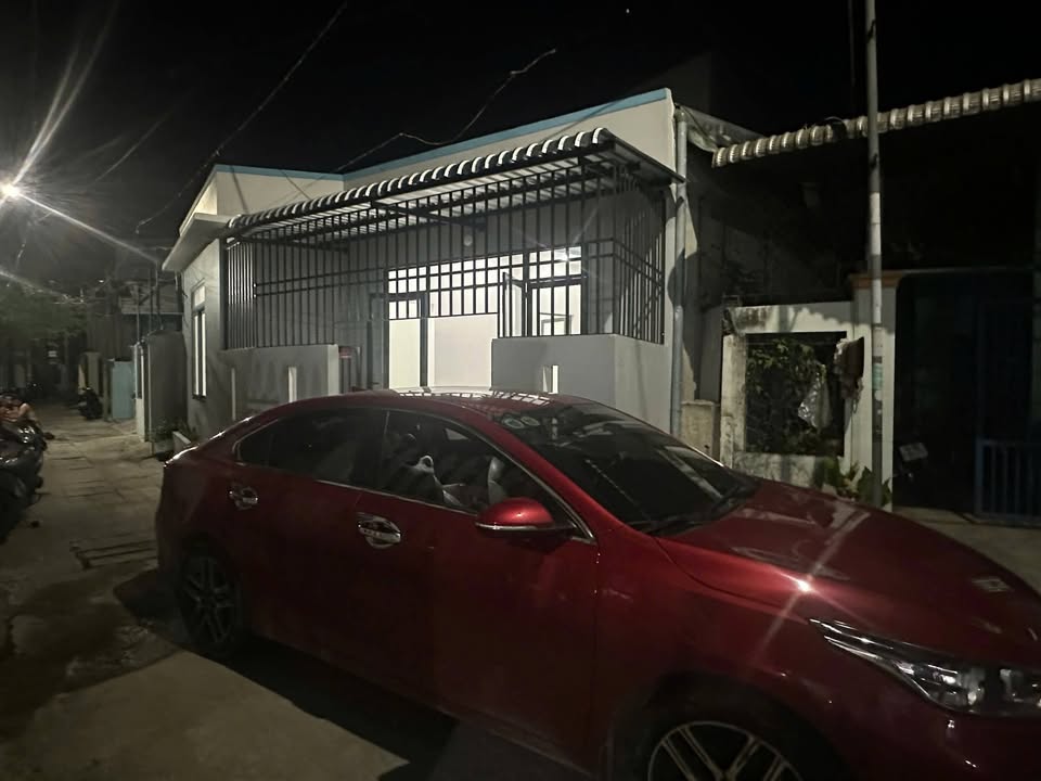 Nhà mới hẻm Võ Thị Sáu, Cẩm Thành, Quảng Ngãi 79.7m² giá 1.39 tỷ - Sổ hồng đầy đủ!