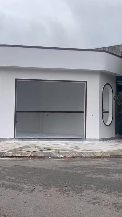 Nhà cho thuê mặt tiền chợ Hàng Rượu, Quảng Ngãi 100m² chỉ 5 triệu/tháng - Thuận tiện kinh doanh!