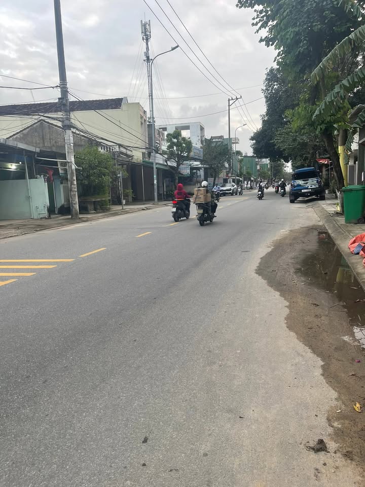 Đất mặt tiền Nguyễn Công Phương, Quảng Ngãi 136m² giá chỉ 2 tỷ - Sổ hồng chính chủ!