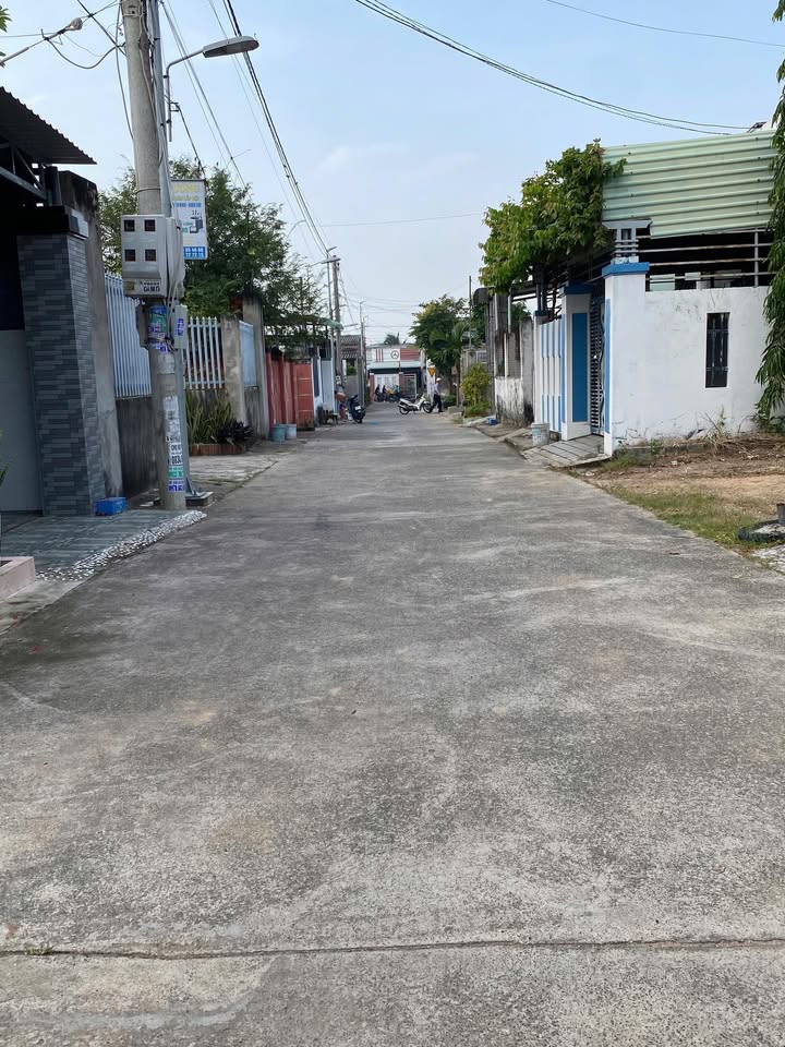 Lô đất Phước Hưng, Long Hải 222m² giá 1.2 tỷ - Sổ riêng, thương lượng tốt!