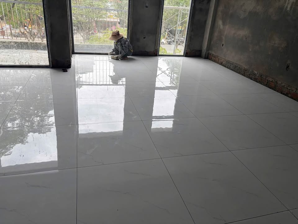 Cho thuê shophouse 5 tầng Nguyễn Sinh Sắc 130m² giá 45 triệu - Hoàn thiện mới đẹp!