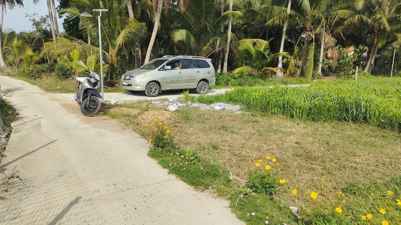 Lô đất 2 mặt tiền ấp Thạnh An, Chợ Gạo, Tiền Giang 300m² giá 550 triệu - Đầu tư sinh lời ngay!