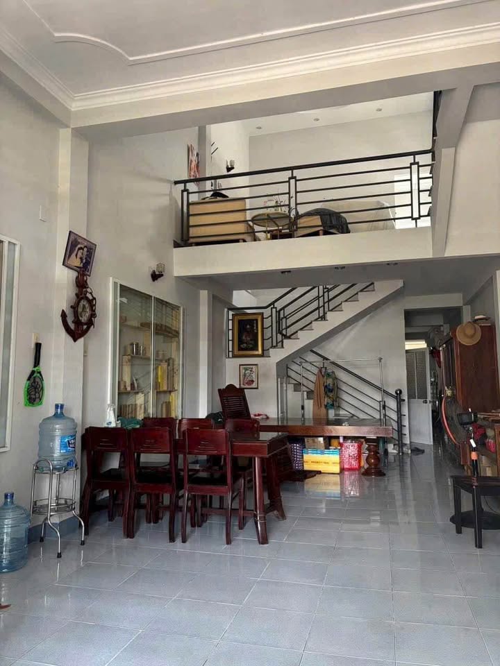 Nhà Mê Lửng Đường Hoa Lâm, Phan Thiết 90m² giá 2.45 tỷ - Sổ đỏ chính chủ!