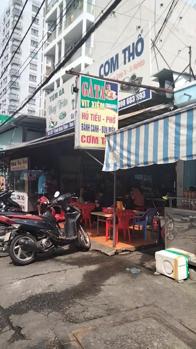 Nhà cấp 4 cho thuê mặt tiền Trịnh Đình Thảo, Tân Phú, 144m² - Kinh doanh sầm uất!