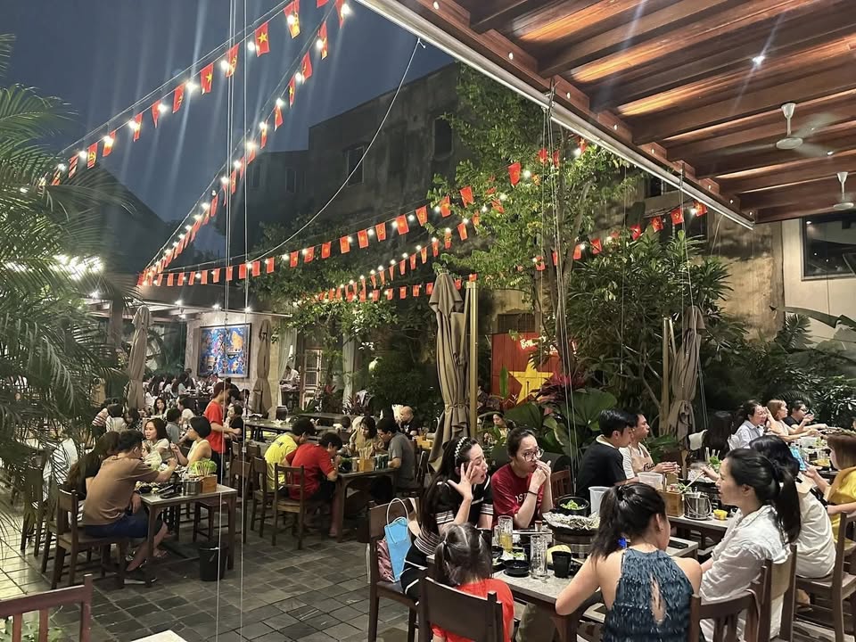 Mặt bằng kinh doanh 500m² phố Phạm Ngọc Thạch - Vị trí đắc địa cho quán lẩu nướng, bia hơi và cafe!