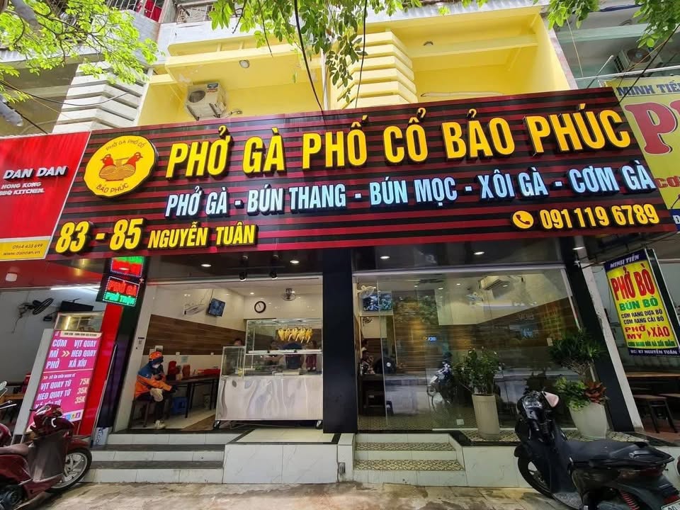 Cho thuê FrontHouse tại Bạch Mai, Hai Bà Trưng, 240m² - Mô hình kinh doanh lý tưởng!