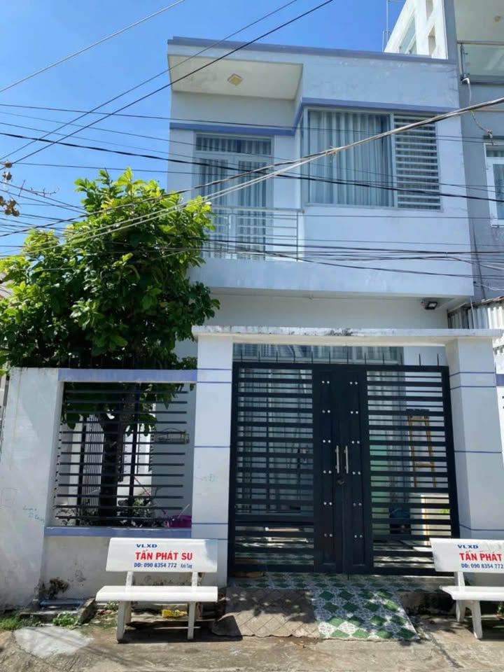 Nhà phố 1 trệt 1 lầu tại Tân An, Long An 74.1m² giá 3.1 tỷ - Đối diện trường Tiểu học Tân An