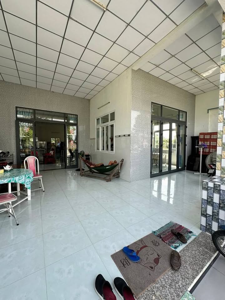 Nhà vườn mặt tiền đường Lê Văn Cảng, Tân An 1374.32m² giá 6.2 tỷ - Cơ hội đầu tư hấp dẫn!