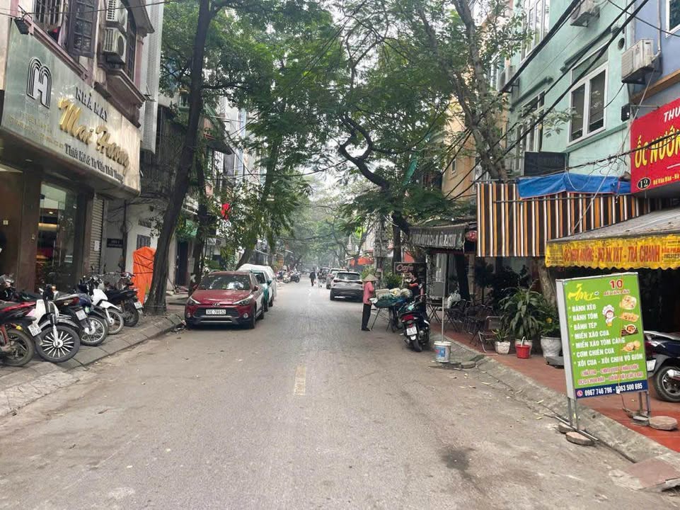Nhà mặt phố Bế Văn Đàn, Hà Đông 40m² giá 14 tỷ - Đầu tư sinh lời hấp dẫn!