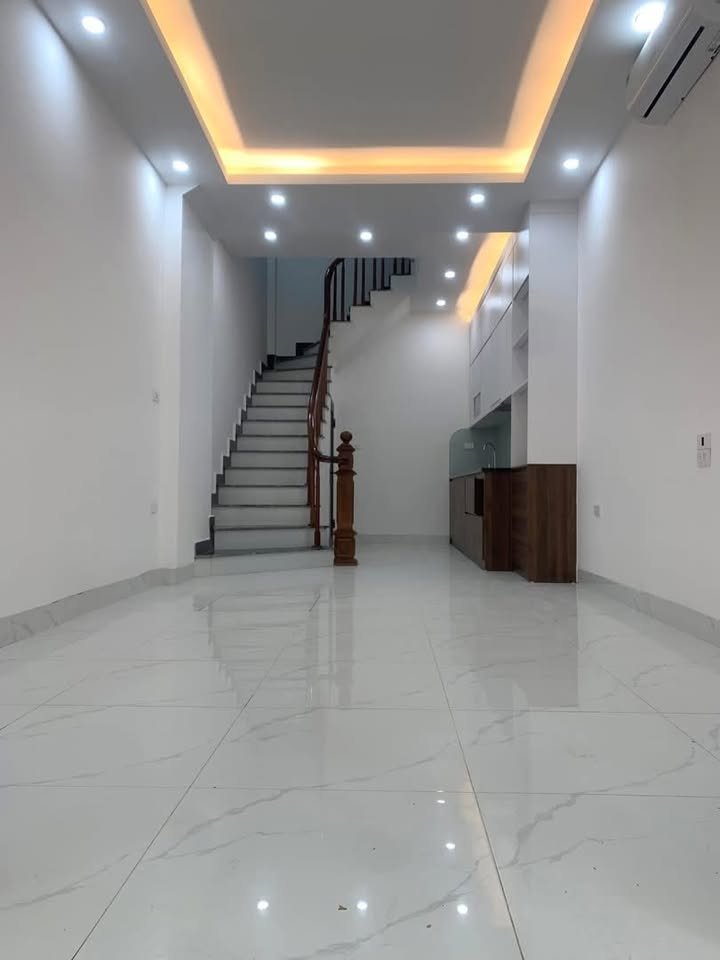 Nhà 5 tầng hẻm 63 Lê Đức Thọ, Mỹ Đình 30m² giá 8.4 tỷ - Sổ đỏ chính chủ!