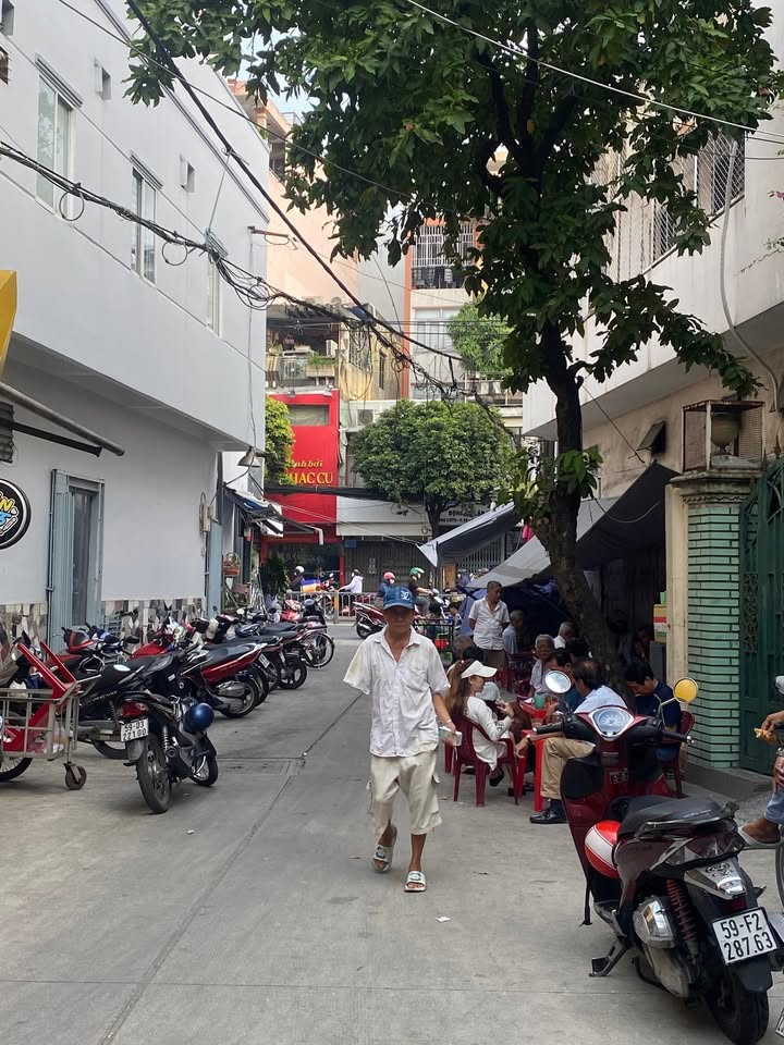 Nhà phố Cách Mạng Tháng 8 Quận 10 68m² giá 9 tỷ - Sổ đỏ chính chủ, đầu tư sinh lời!