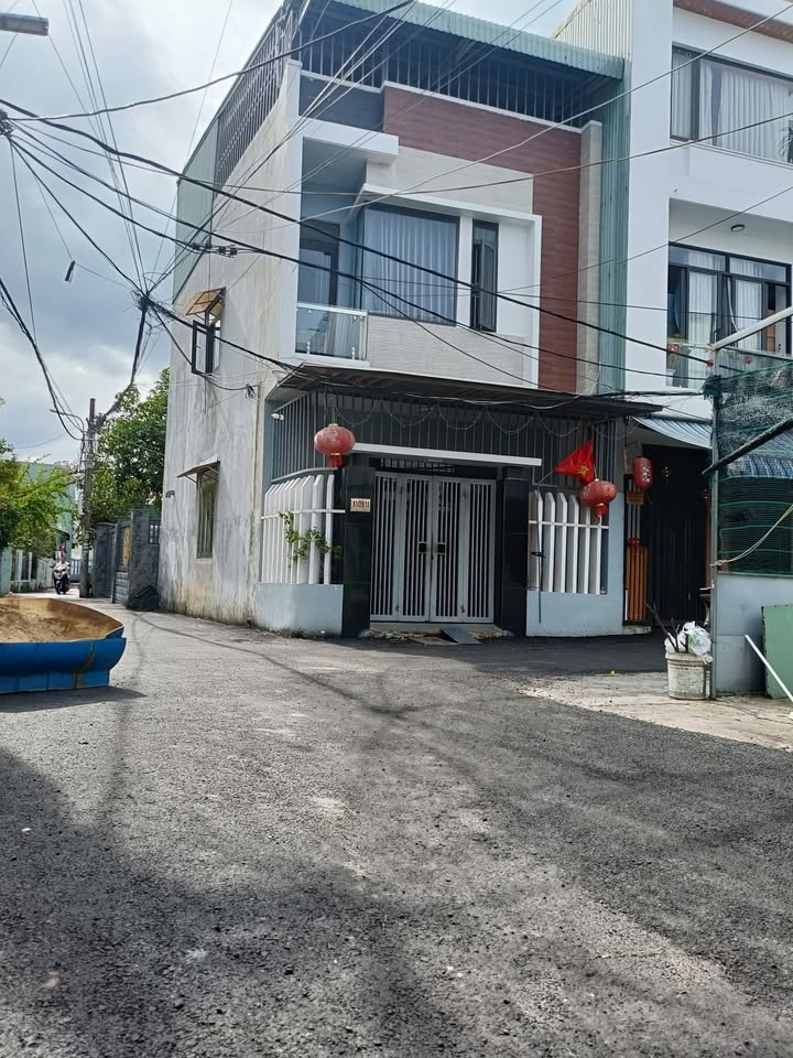 Nhà 2.5 tầng Hoàng Văn Thái, Đà Nẵng 63m² giá 4.75 tỷ - Sẵn sàng vào ở ngay!