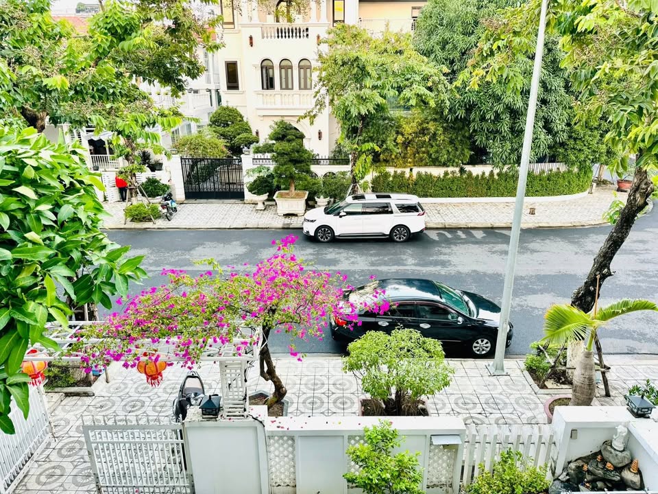 Biệt thự 3 tầng Eurovillage 1 Đà Nẵng 250m² giá 52 tỷ - Cơ hội đầu tư hấp dẫn!