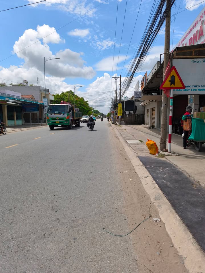 Đất nền Tỉnh Lộ 825, Hòa Khánh Đông 130m² chỉ 700 triệu - Cơ hội vàng đầu tư!