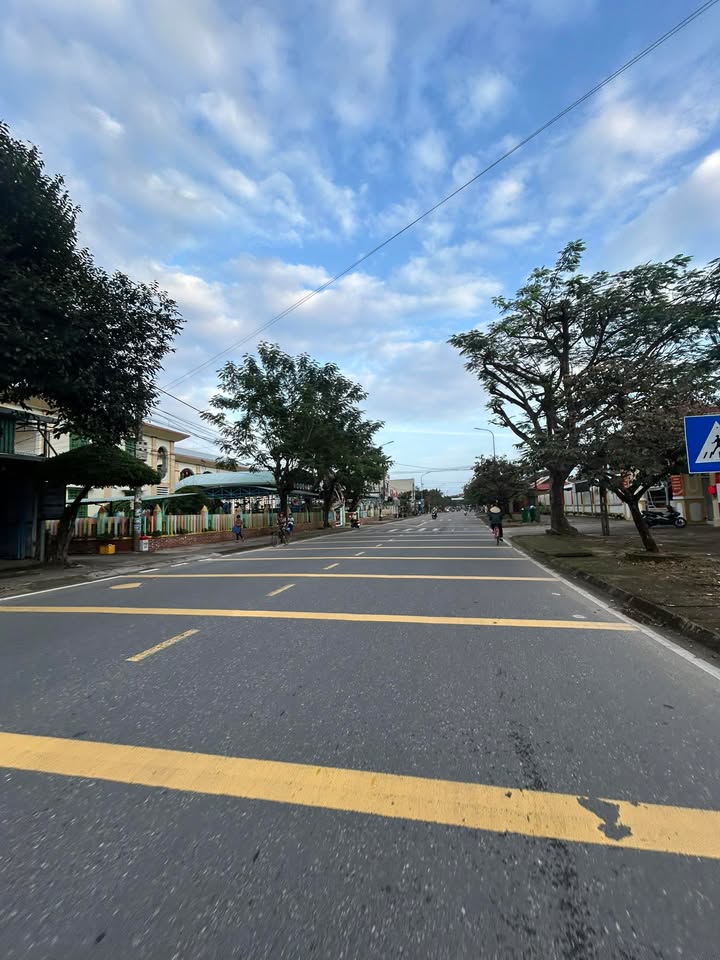 Đất kinh doanh mặt tiền Hùng Vương, Duy Xuyên, 115m² giá chỉ 2 tỷ - Đầu tư sinh lời