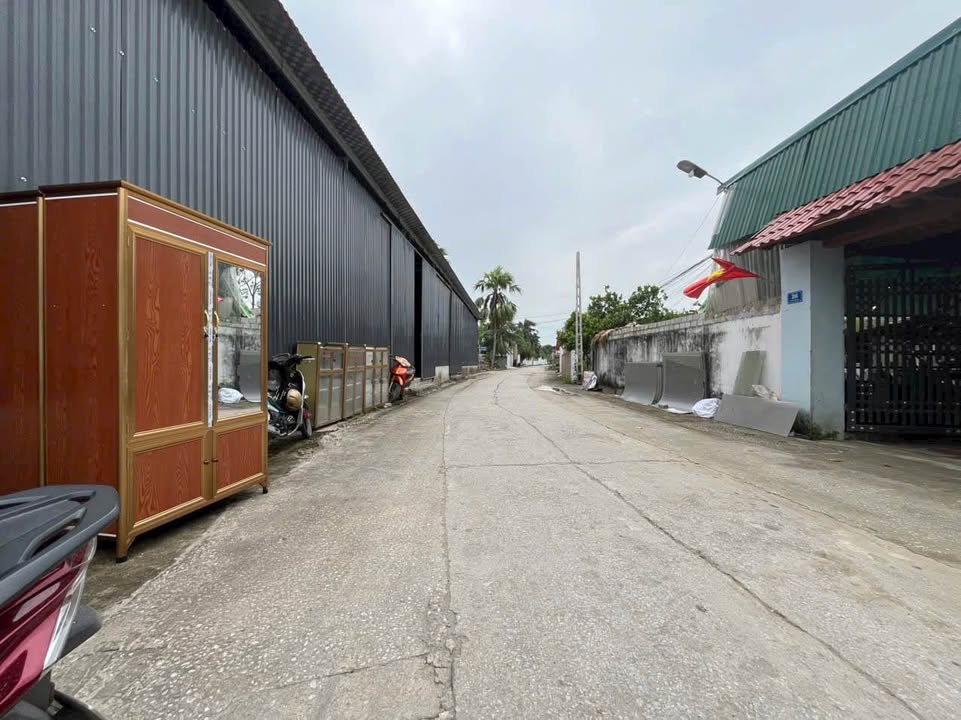 Đất nền 3 mặt tiền Quảng Nhân 215m² giá 1 tỷ - Đầu tư sinh lời nhanh!