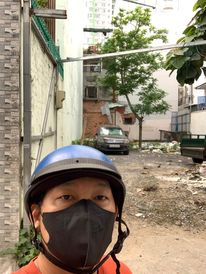 Lô Đất Bình Thạnh 100m² giá 11 tỷ - Hai mặt hẻm, xe hơi vào tận nơi!