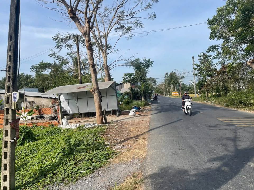 Đất mặt tiền Phạm Hùng, Sóc Trăng 200m² giá 2 tỷ - Cơ hội đầu tư tuyệt vời!