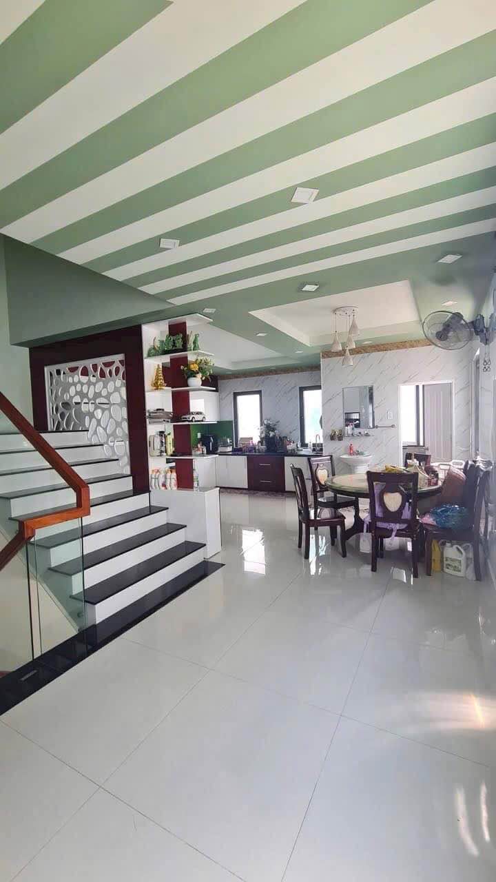 Nhà đẹp Vincom Cà Mau 128m² giá 9.6 tỷ - Sẵn sàng vào ở ngay!