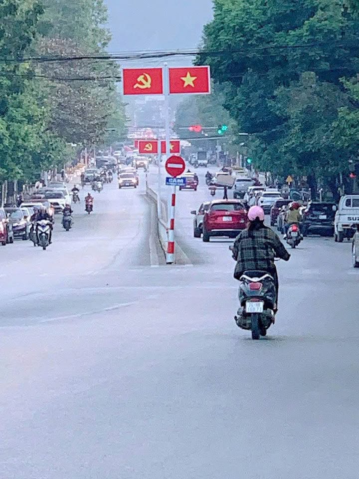 Nhà 3 tầng đường Hoàng Liên, Kim Tân 117m² giá 6.999 tỷ - Kinh doanh cực tốt!