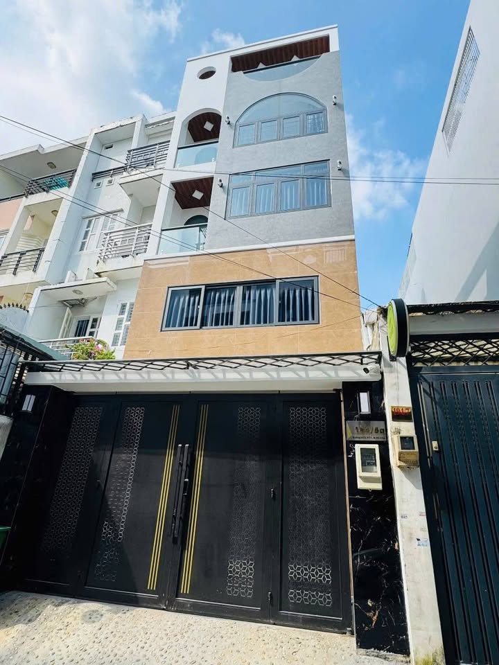 Căn hộ dịch vụ 12 phòng Gò Vấp 90m² giá 12.6 tỷ - Đầu tư sinh lời ngay!