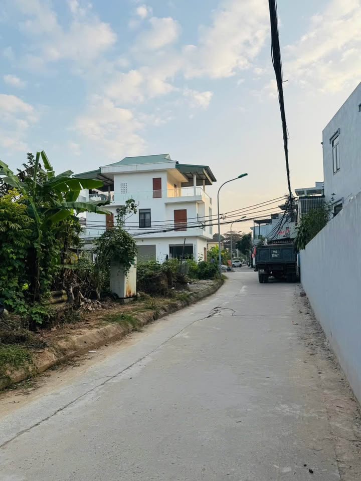 Đất Thịnh Lang Hòa Bình 92.8m² giá 1.75 tỷ - Cơ hội đầu tư tuyệt vời!