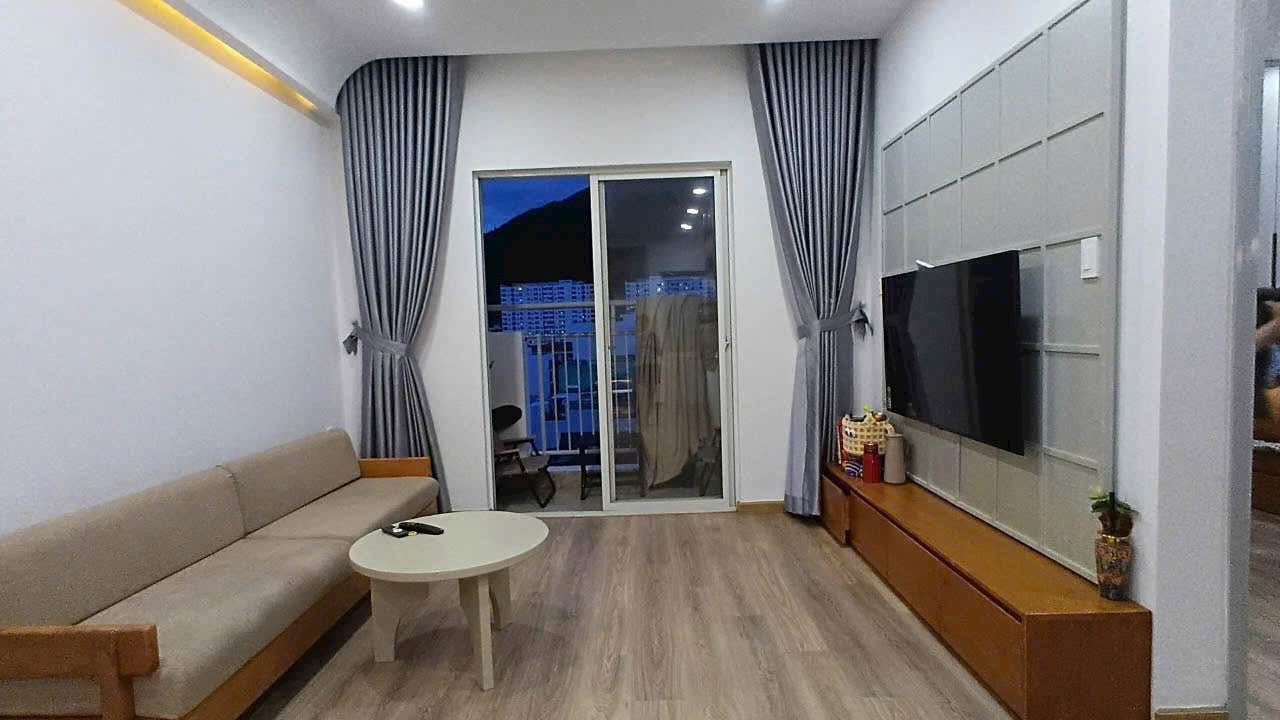 Căn hộ chung cư Hoàng Quân Nha Trang 71m² giá 2.4 tỷ - Thiết kế đẹp, view núi Cô Tiên!