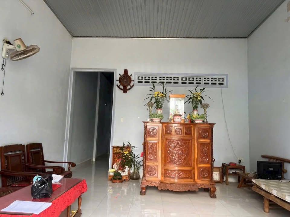 Nhà cấp 4 Hẻm 162 Nguyễn Thị Định, 100m² giá 1.65 tỷ - Đầu tư lý tưởng!