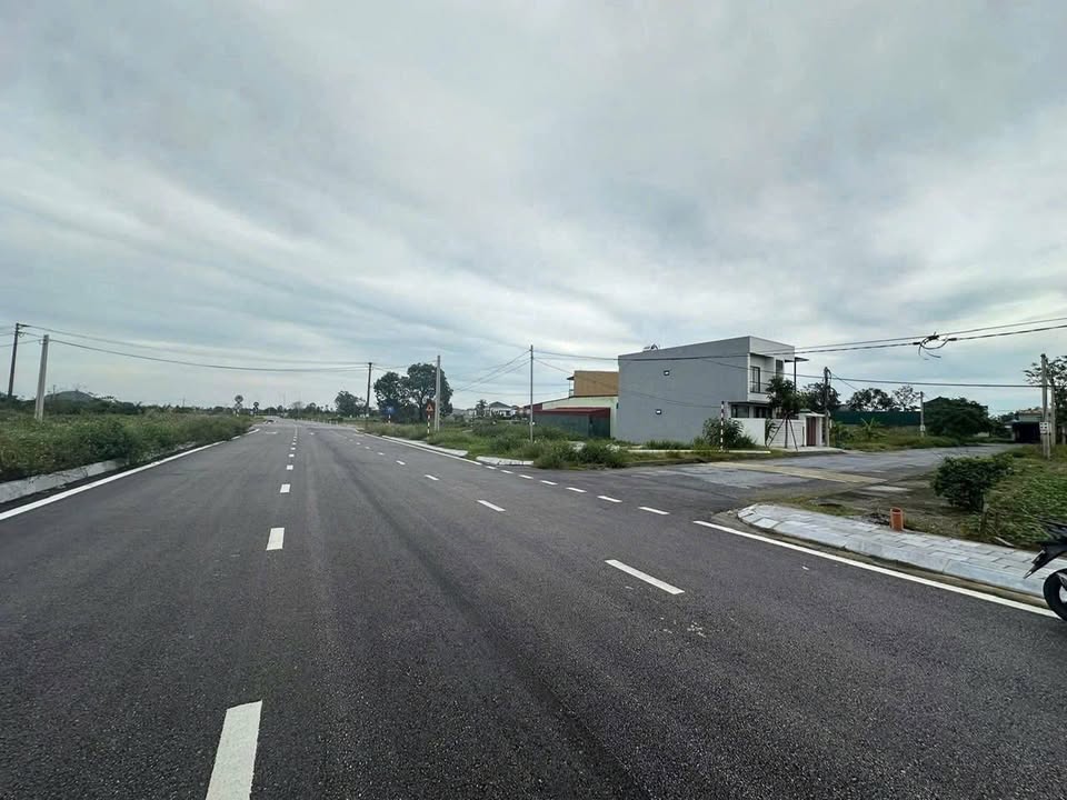 Đất nền góc tại Bút Sơn, Thanh Hóa 156m² giá 3 tỷ - Đầu tư sinh lời ngay!