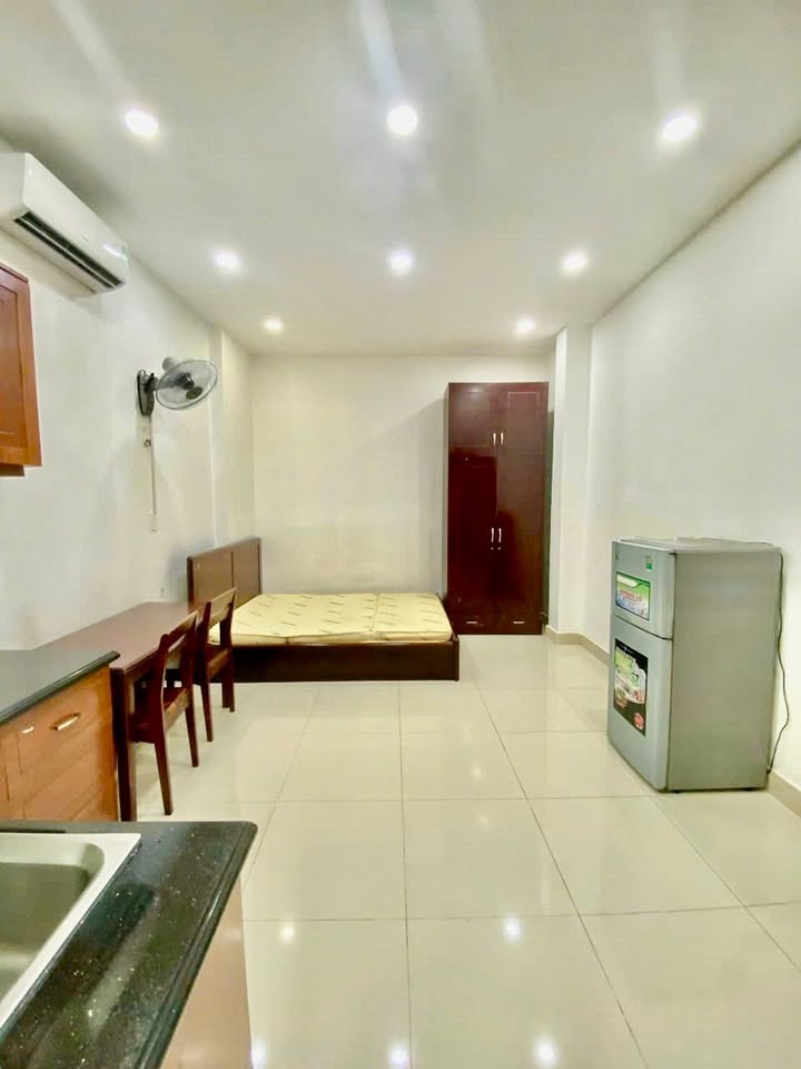Nhà nhỏ cho thuê tại Tân Bình 50m² giá 4.5 triệu - Full nội thất, free xe!