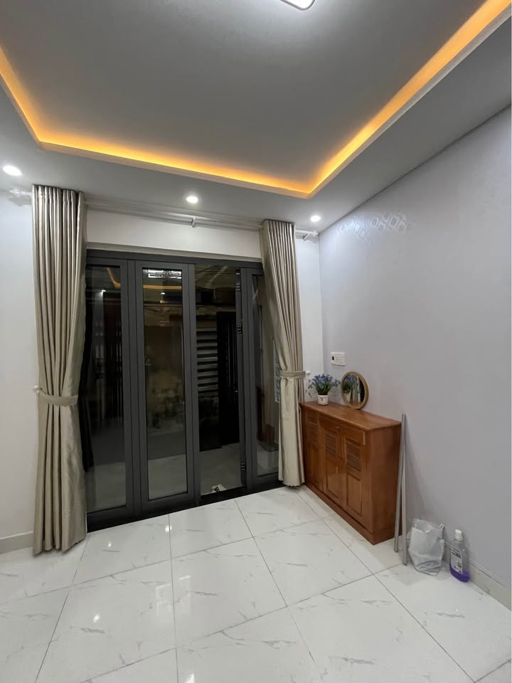 Nhà 2 tầng lô góc Đà Nẵng 45m² giá 3 tỷ - Sẵn sàng vào ở ngay!