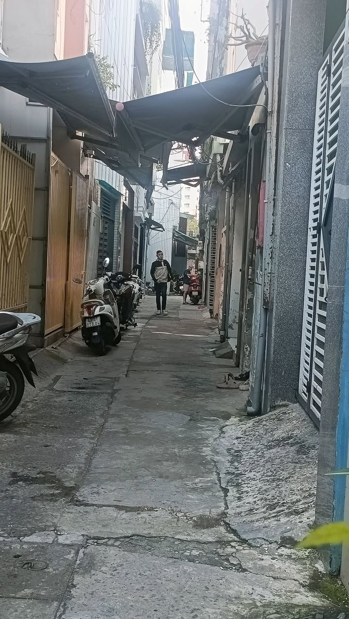 Nhà 3 tầng Phan Thanh, Hải Châu 75m² giá 4.95 tỷ - Chính chủ, nội thất xịn!