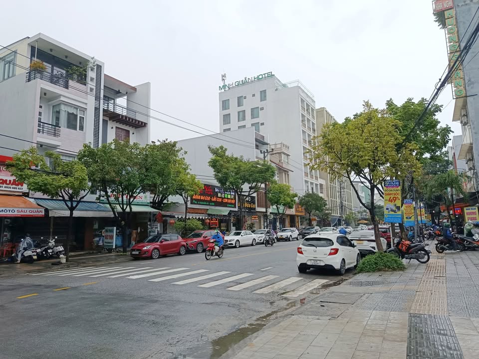 Bán nhà mặt tiền Phan Đăng Lưu Đà Nẵng 145m² giá 10 tỷ - Kinh doanh sầm uất!