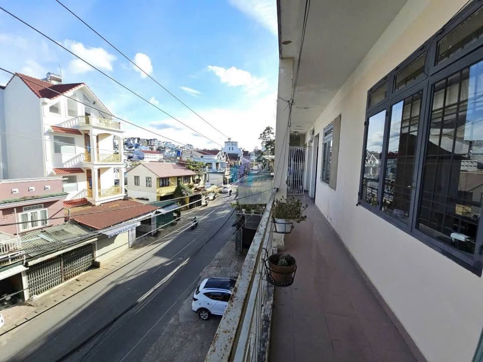 Chung cư Huyền Trân Công Chúa Đà Lạt 50,62m² giá 2,8 tỷ - Vị trí thuận lợi gần chợ và trường học!