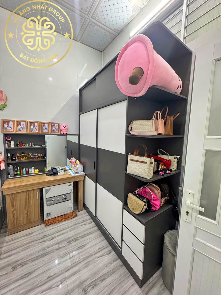 Nhà cấp 4 mặt tiền đường Mạc Đỉnh Chi, Cà Mau - Giá chỉ 3 tỷ, chính chủ bán gấp!