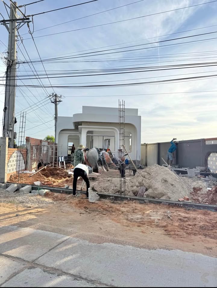 Nhà sân vườn Hàm Chính 233m² giá thỏa thuận - Sẵn sàng vào ở ngay!