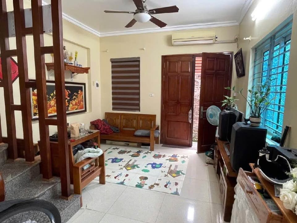 Nhà riêng Âu Cơ Tây Hồ 34.4m² giá 4.35 tỷ - Gần Hồ Tây thoáng mát!