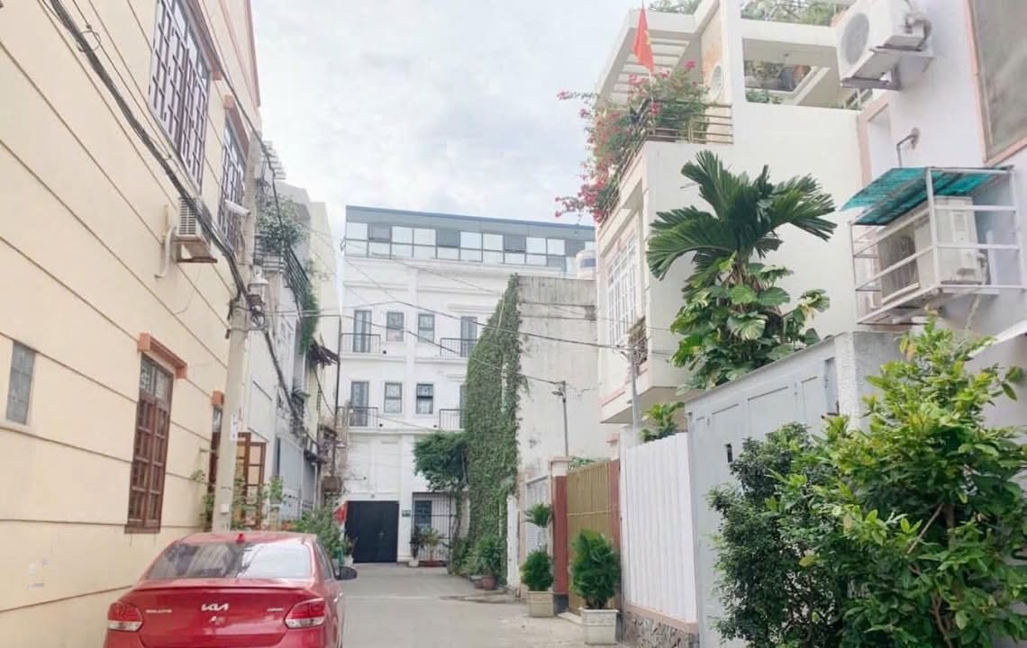 Nhà 3 Tầng Linh Đông 150m² giá 12 tỷ - Hẻm xe tải tránh, chính chủ!