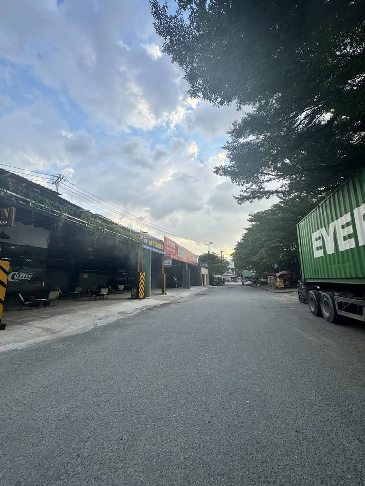 Nhà mặt tiền kinh doanh Phước Long B 129m² giá 14 tỷ - Sổ hồng hoàn công